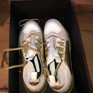 Roberto cavalli brand new used only 1